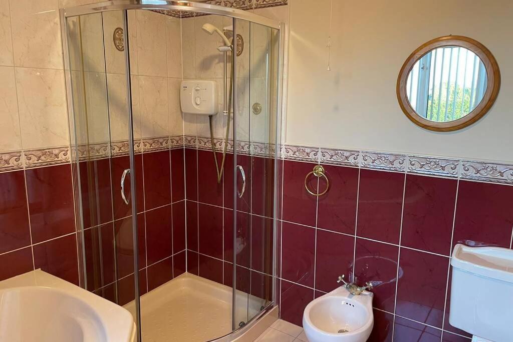 Glenmount Castleblayney Villa Eksteriør bilde