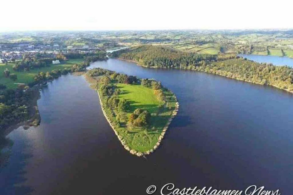Glenmount Castleblayney Villa Eksteriør bilde
